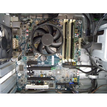 Komputer HP WorkStation Z230 i5-4590 8GB 500GB