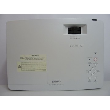 PROJEKTOR RZUTNIK SANYO PLC-XD200 + PILOT + KABLE